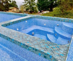 Latham Fiberglass Astoria | Crystite Classic Sapphire Blue inground pool